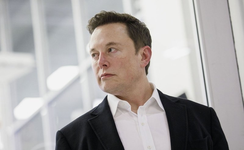 Маск пригрозил перенести штаб-квартиру Tesla из Калифорнии