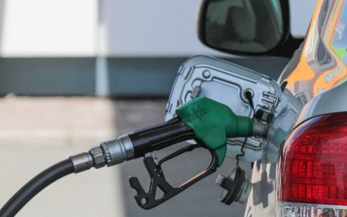 Минэнерго поручило нефтяникам увеличить продажи бензина на бирже