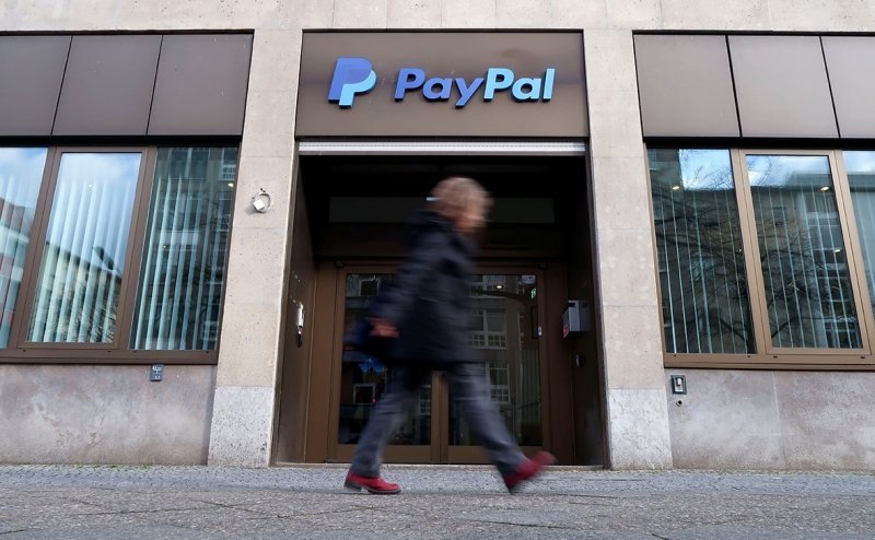 PayPal прекратит обслуживать переводы внутри России