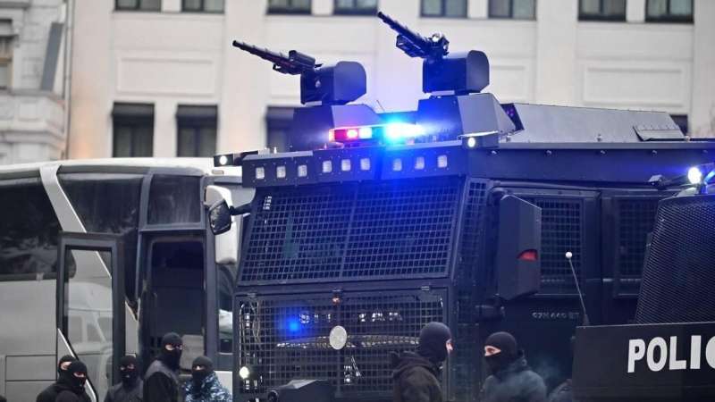 Большая часть митингующих покинула проспект Руставели в Тбилиси