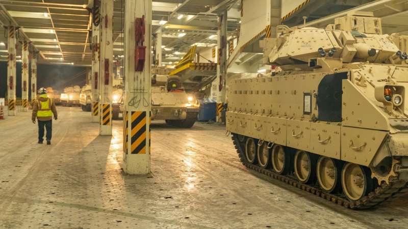 Пентагон заказал БМП M2A4 Bradley и боевые разведывательные машины M7A4