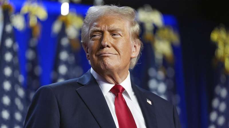 Трамп предложил Саксу стать "Царем Белого дома"